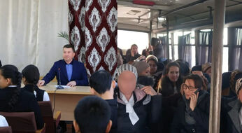 Karmanada o‘qituvchilarning 