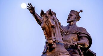 Mamlakatimizda har yili aprel oyi «Amir Temur oyligi» sifatida nishonlanadi